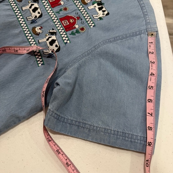 Vintage Passion Denim Shirt Barnyard Embroidery Short Sleeves Women’s Size Large - Picture 5 of 10